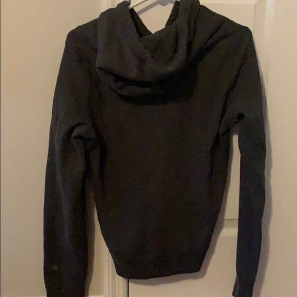 Abercrombie & Fitch Sweatshirt - Picture 2 of 2